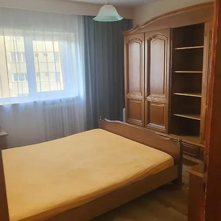 Apartman Apartament Cu 3 Camere, Foarte Spatios, Zona Umf *